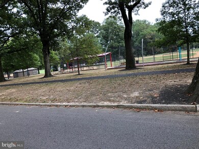 1437 Sussex Rd, Wynnewood, PA 19096 - photo 2