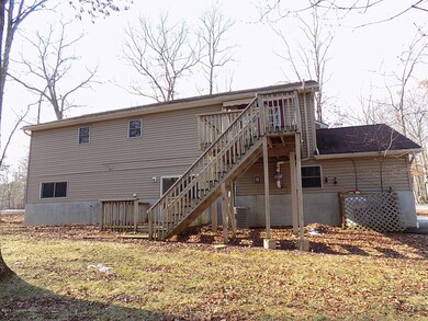 1223 Woodland Dr, East Stroudsburg, PA 18301 - photo 3