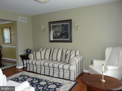 1006 Eddystone Ct, Reading, PA 19605 - photo 7