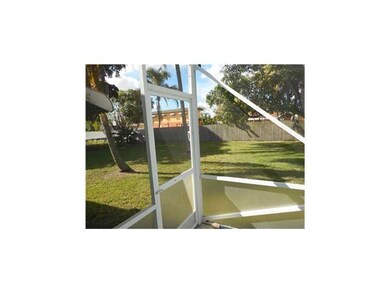 710 SW 5th Ave, Hallandale Beach, FL 33009 - photo 2