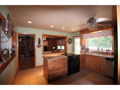 60 Constant St, Manchester, NH 03103 - photo 4