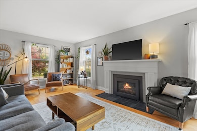 9515 Ridge Blvd, Milwaukee, WI 53226 - photo 3