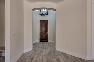 004_45601696