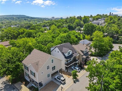 782 Oakland Ave, Fayetteville, AR 72701 - photo 4