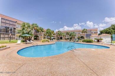 2046BeachBlvd,Biloxi,MS39531-28