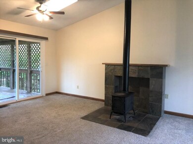 11029 Blake Ln, Bealeton, VA 22712 - photo 2