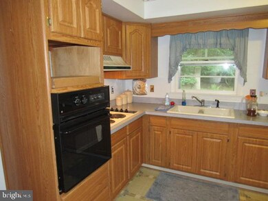 1093 Log Cabin Rd, Milford, DE 19963 - photo 5