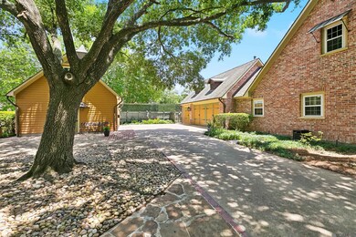 1906 Lansdowne Dr, Port Allen, LA 70767 - photo 2