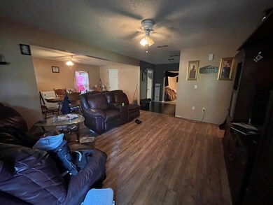 406 11th St W, Tifton, GA 31794 - photo 5