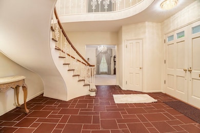 1130 Dunrobbin Ln, South Bend, IN 46614 - photo 4