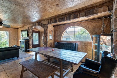 dining detail