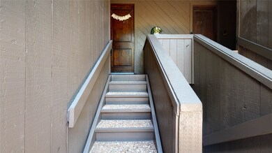 219 Litchfield Ln, Houston, TX 77024 - photo 7