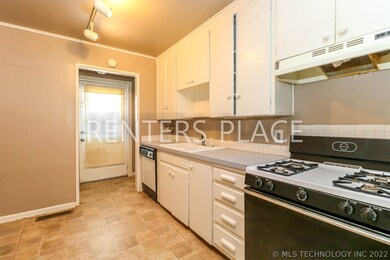 957 E 37th Place, Tulsa, OK 74105 - photo 5