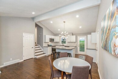 7410 Melrose Ln, Shawnee, KS 66203 - photo 2