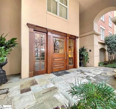 400 N Main St unit 303, Greenville, SC 29601 - photo 2