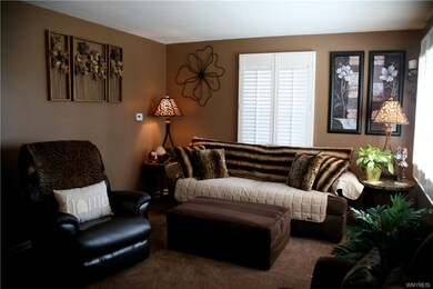 864 Pioneer Dr, North Tonawanda, NY 14120 - photo 2