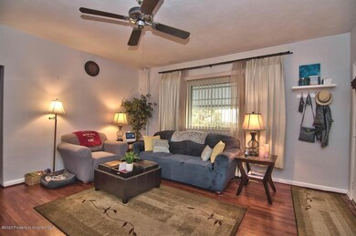 711 Butler St, Dunmore, PA 18512 - photo 5