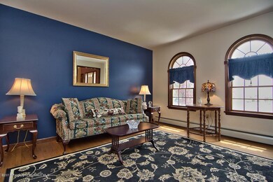 904 Greenfield Rd, Moscow, PA 18444 - photo 5