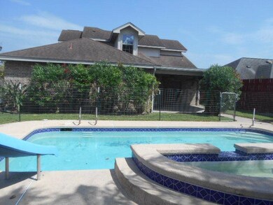 409 Austin St, Weslaco, TX 78596 - photo 2