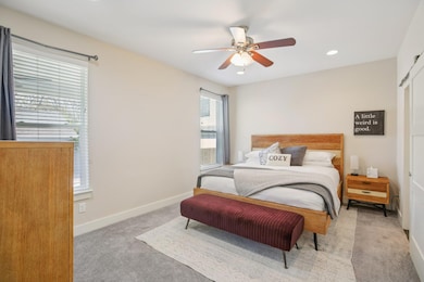 1206 Deloney St unit B, Austin, TX 78721 - photo 5