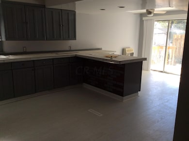 Kitchen to Dining Area 10-24-16