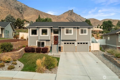 2012 Linville Dr, Wenatchee, WA 98801 - photo 2