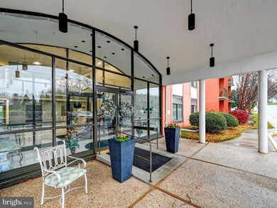 Dulaney Towers unit 400, Towson, MD 21204 - photo 2