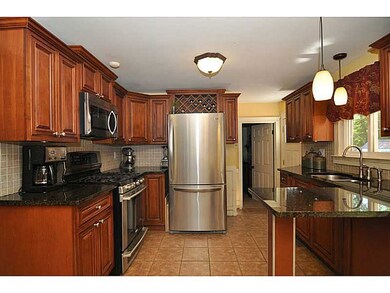 102 Ellison St, Cranston, RI 02920 - photo 2