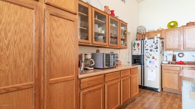 1358 E Carla Vista-14