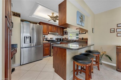 Breakfast Bar - Kitchen