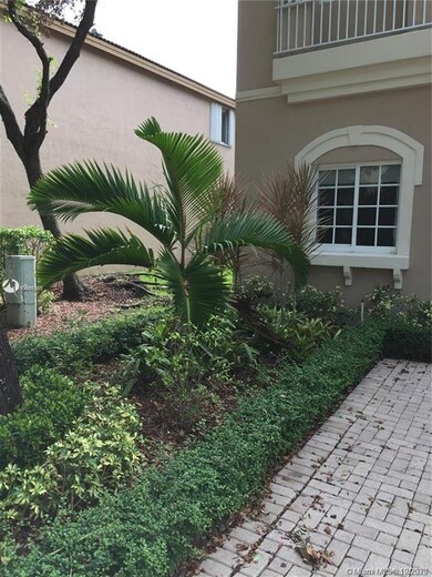 7233 NW 113th Ct, Doral, FL 33178 - photo 4