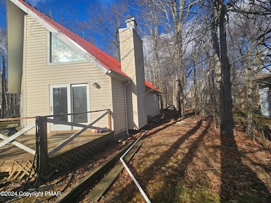 1392 Maywood Dr, Tobyhanna, PA 18466 - photo 3