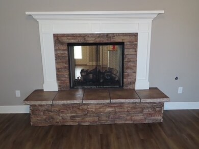 531 Captain Hopkins St, Prairie Grove, AR 72753 - photo 6