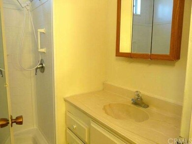 12550 Carson St unit 180, Hawaiian Gardens, CA 90716 - photo 7