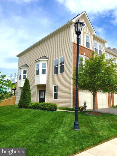 25131 Cypress Mill Terrace, Aldie, VA 20105 - photo 4