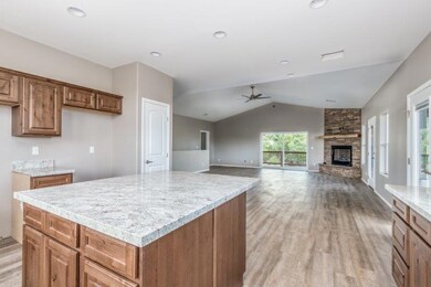 Kitchen (2)