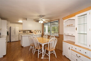 3527 Sylvan Dr W, University Place, WA 98466 - photo 5