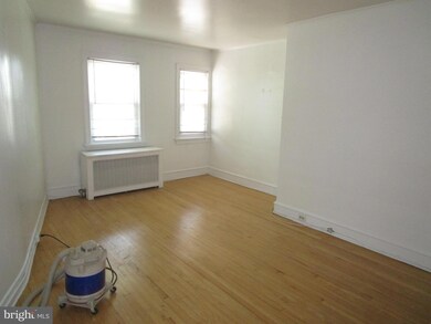 2241 2245 Garrett Rd unit 2, Drexel Hill, PA 19026 - photo 2