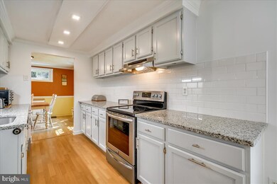 9353 Dewlit Way, Columbia, MD 21045 - photo 5