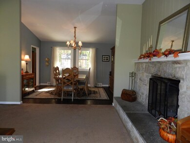 395 Hilltop Rd, Paoli, PA 19301 - photo 6