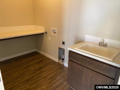 2956 NE Trask Ln, Albany, OR 97321 - photo 7