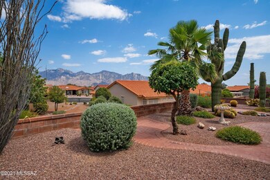 14730 N Windshade Dr unit 6, Oro Valley, AZ 85755 - photo 2