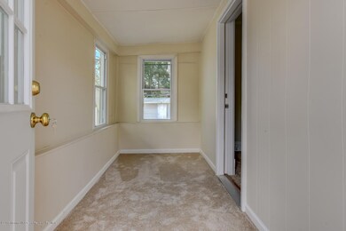 710 King Georges Rd Woodbridge-large-005
