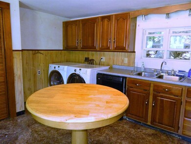 58 Central St, Franklin, NH 03235 - photo 5