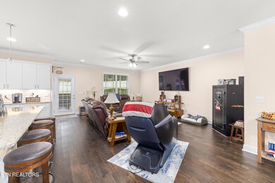 8213 Campbells Pt