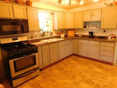 2166 Crisman Rd, Portage, IN 46368 - photo 3