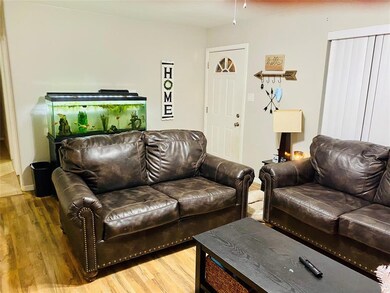 1706 Carroll Dr, Cleburne, TX 76033 - photo 3