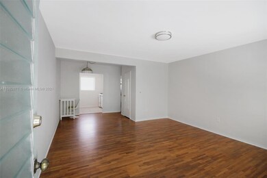 7945 Carlyle Ave unit 3, Miami Beach, FL 33141 - photo 4