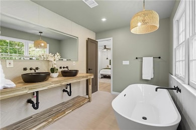 1198 Seminary Dr SW, Marietta, GA 30064 - photo 2