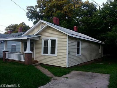 203 S Branch St, Reidsville, NC 27320 - photo 2